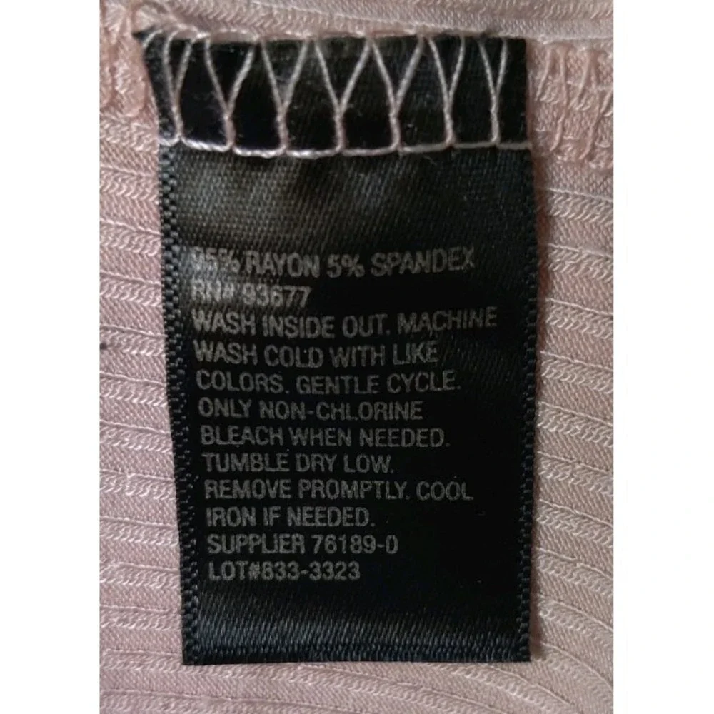Worthington Women's Ribbed Top Rise Smoke with Cutout Neckline Size Medium‎ NWT